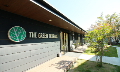 THE GREEN TERRACE